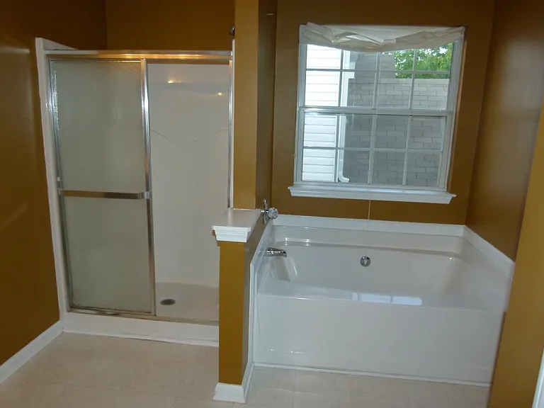 402 Village Overlook Dr — Photo 7