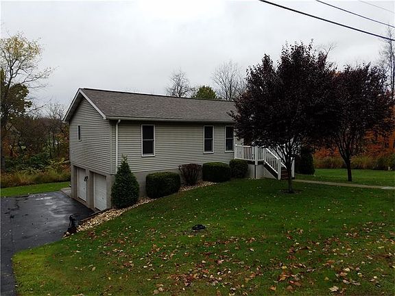 3rd image of 2034 Clawson Ave