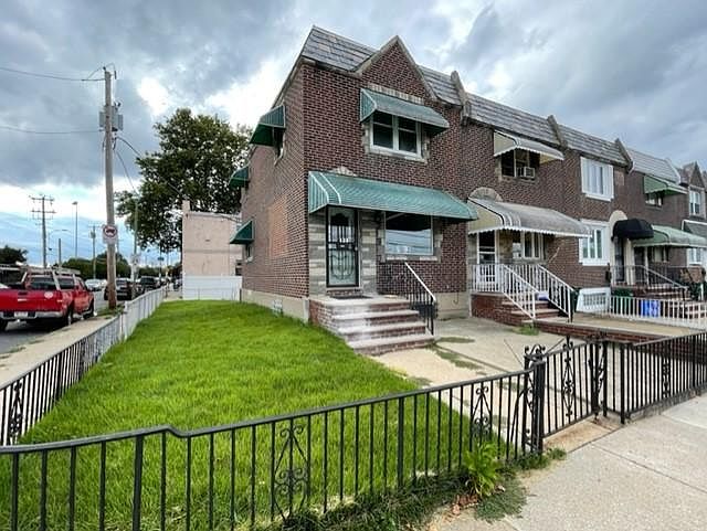 1st image of 2844 S 10th St #2844