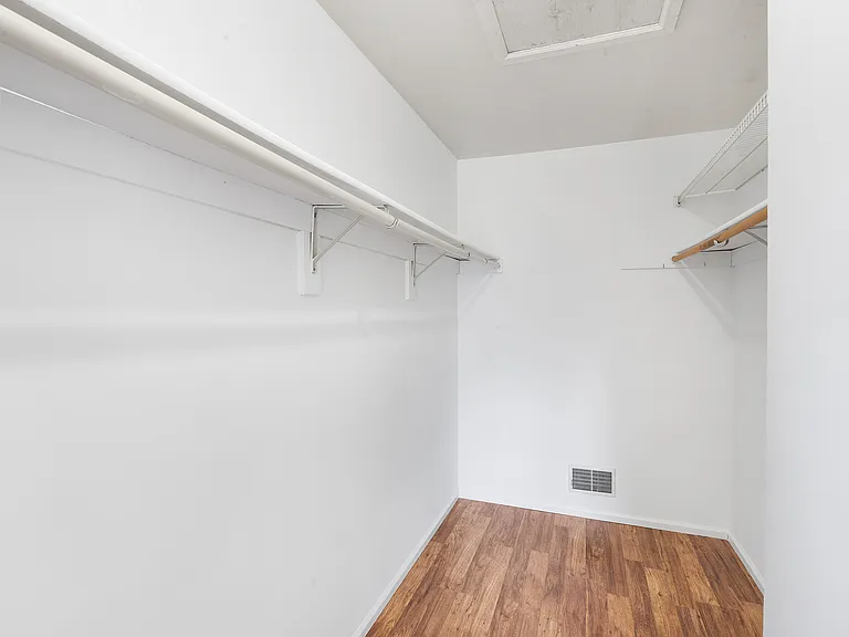 189 Irving Pl #189 — Photo 12