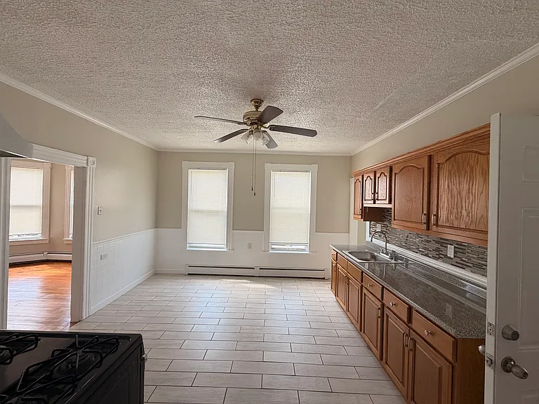 59 Wolcott St #1 — Photo 16