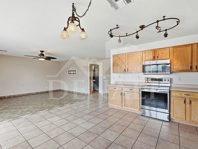 11319 W Madisen Ellise Dr — Photo 9