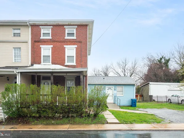 32 6th St, Brookhaven, PA 19015