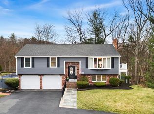 17 Collins Rd, Wakefield, MA 01880