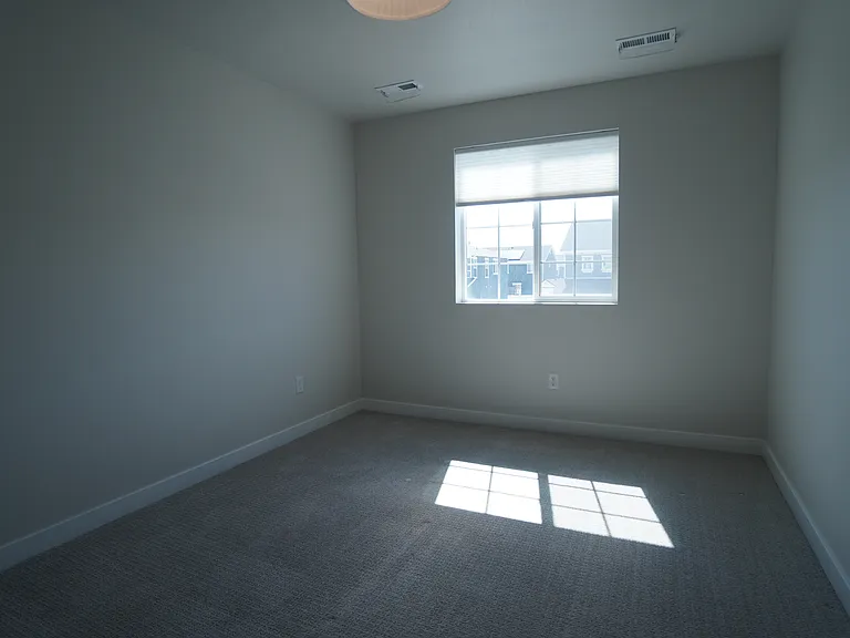 2143 W Natalie Ave — Photo 12