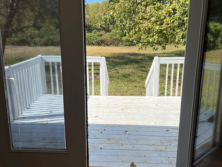 E Cherokee Dr — Photo 13