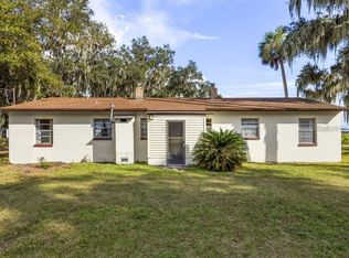 35212 W Griffin Dr, Fruitland Park, FL 34731