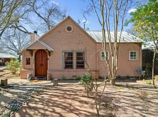 308 Cottonwood St, Fredericksburg, TX 78624