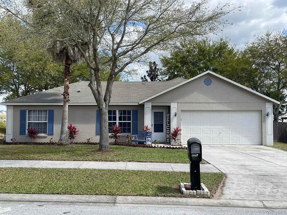 652 Cherry Laurel St