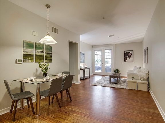 4th image of 1480 Broadway #2215