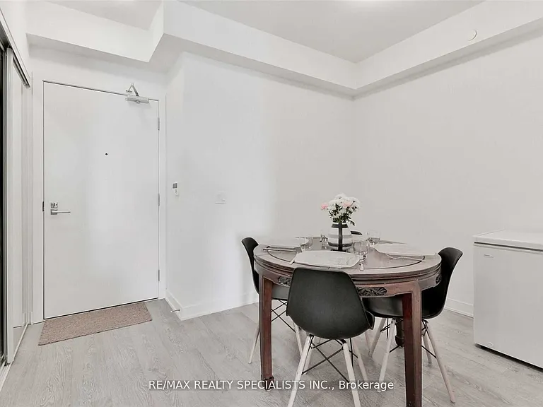 4677 Glen Erin Dr #1110 — Photo 7
