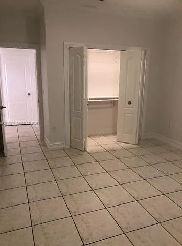 9910 SW 23rd St — Photo 9