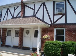 2070 Lakeview Rd UNIT 211, Bellmore, NY 11710