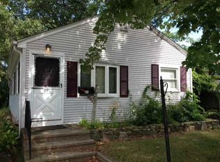 124 Campbell Ave, Rumford, RI 02916