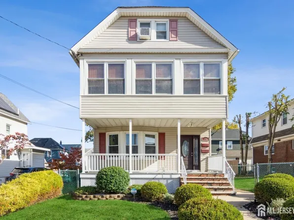 24 Hayward Ave, Carteret, NJ 07008