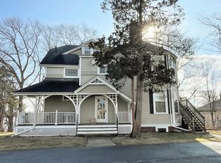 141 Fenno St #3T, Quincy, MA 02170