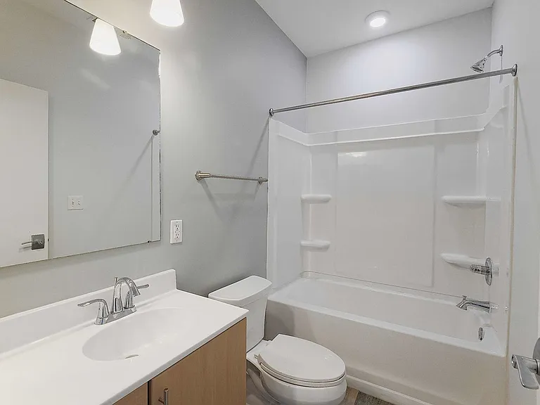 River Rock Apartments — Photo 115