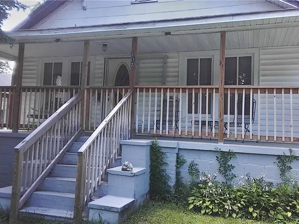 212 Carolina Ave, Thomasville, NC 27360