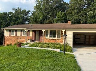 3212 Manitoba Dr, Woodbridge, VA 22192