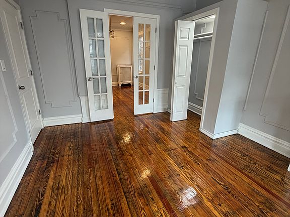 5th image of 211 Grant Ave #1F