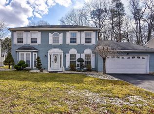 86 Heritage Dr, Howell, NJ