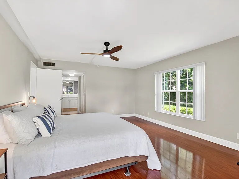 300 John F Kennedy Dr #101 — Photo 17