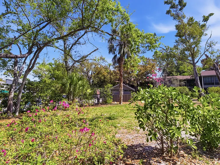 1628 Clower Creek Dr #225 — Photo 31