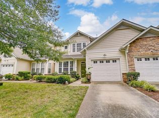 8653 Brookings Dr, Charlotte, NC 28269