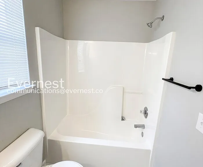 636 Laramie Dr — Photo 19
