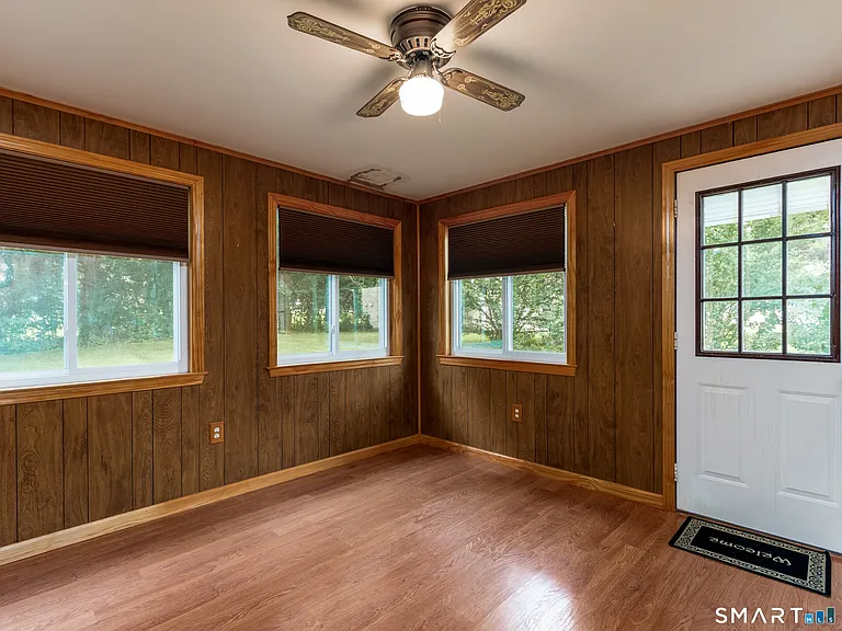 115 Brandegee Ln — Photo 13