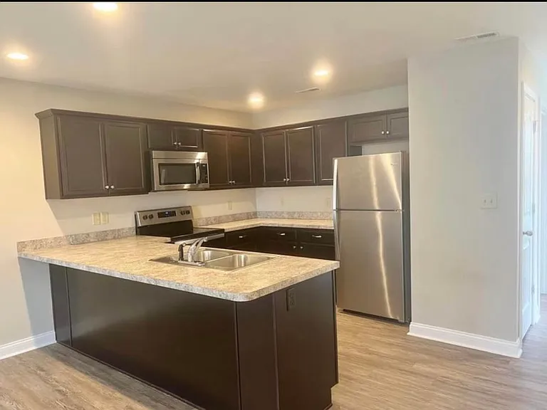 434 Beacon Dr #1A — Photo 4