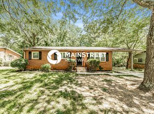 1129 Roebuck Lawn Dr, Birmingham, AL 35215