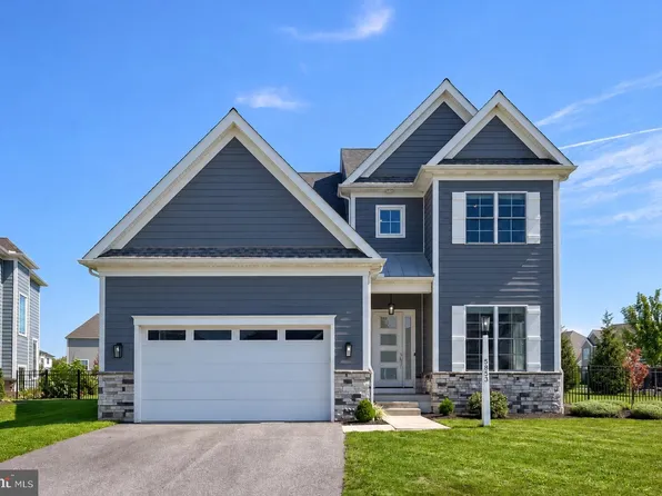 5853 Wild Lilac Dr, East Petersburg, PA 17520