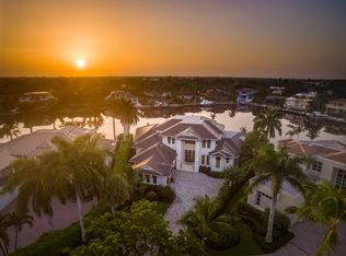 306 Neapolitan Way, Naples, FL 34103