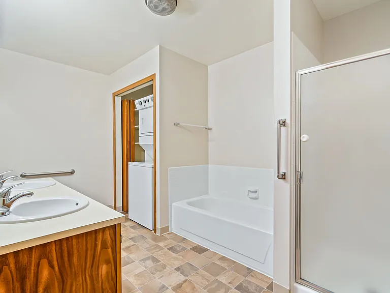 4560 Larkbunting Dr #1A — Photo 10