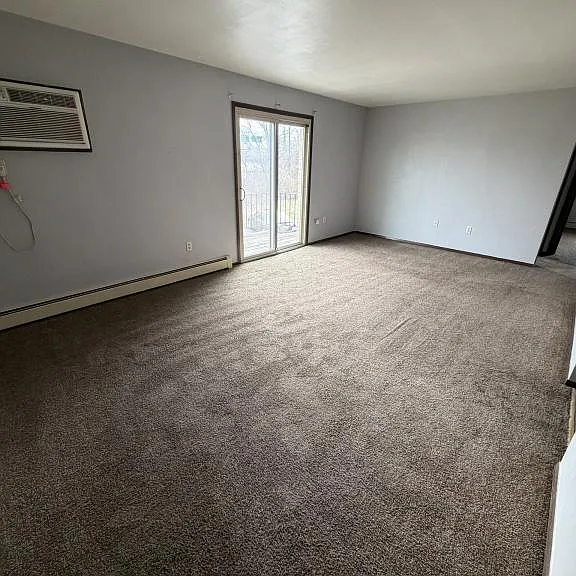 249 Folsom St NW — Photo 4