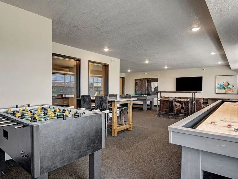 Club at Heritage 1 — Photo 12
