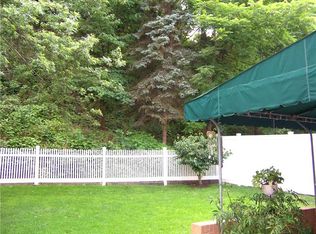 209 Sheryl Ln, Pittsburgh, PA 15221