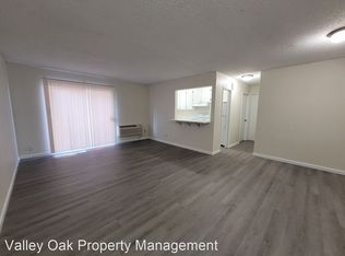 333 Poplar St APT 9, Oakdale, CA