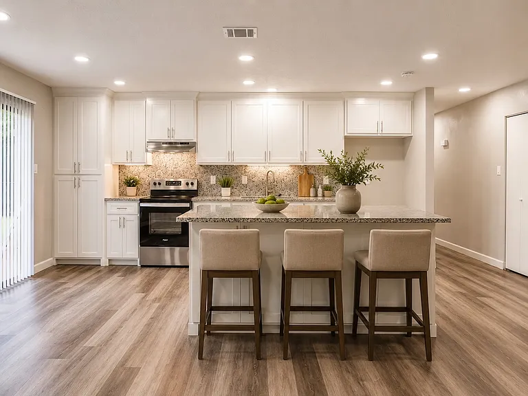 7813 Evening Star Dr — Photo 4