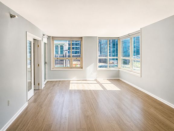5th image of 345 N La Salle Dr APT 1505