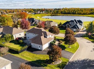 95 Congressional Cres, Moncton, NB E1H 3L2