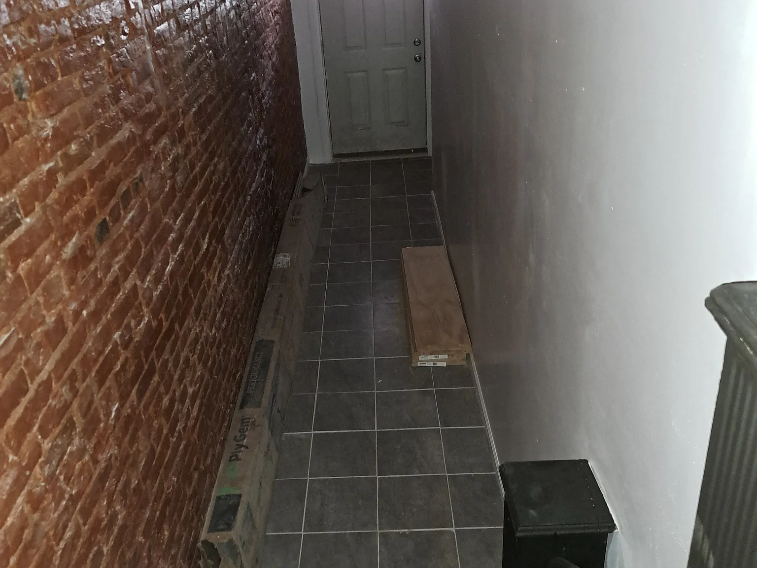 3 bed, 1167 sqft, $1,990 — Photo 2