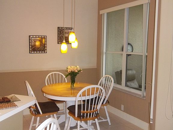 2nd image of 9171 Bayberry Bnd APT 103