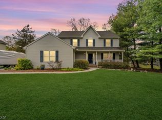 17 Revere St, Bridgewater Twp., NJ 08807