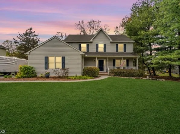 17 Revere St, Bridgewater Twp., NJ 08807