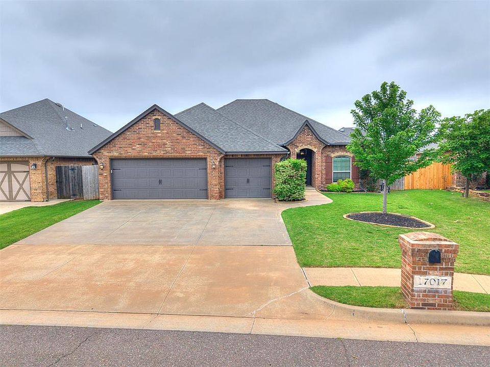 1st image of 17017 Madrid Cir