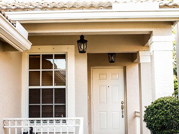 3rd image of 5415 Sealine Blvd