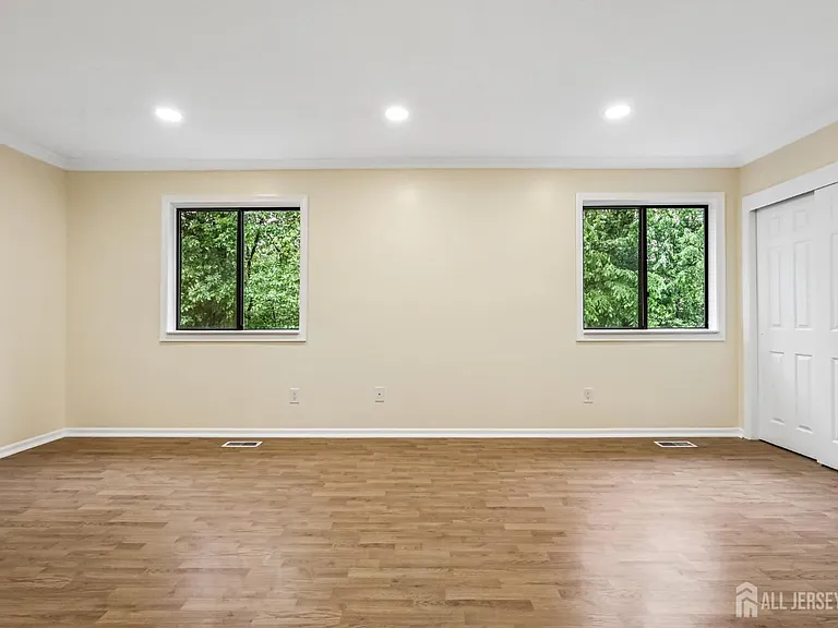 20 Palm Ct — Photo 17