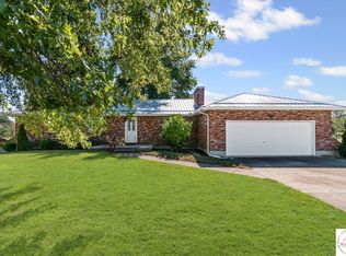 10742 Highway 52, Versailles, MO 65084